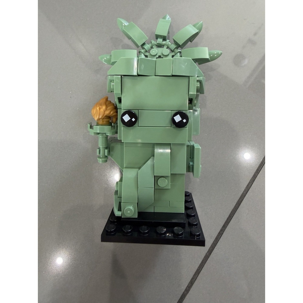 LEGO Brickheadz Statue Of Liberty Set (40367)